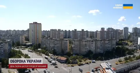 Утеплення та сонячні станції: як кияни готують будинки до зими