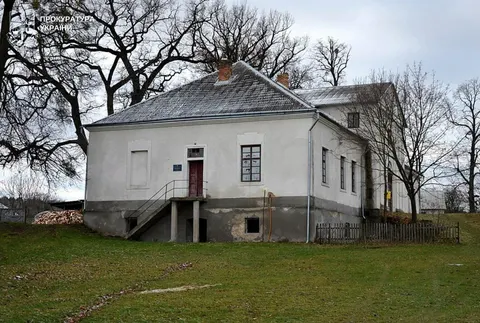 Палац 1708 року на Львівщині: суд зобов'язав громаду оформити власність