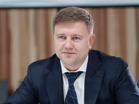 Суд стягнув з ексміністра Коваля 4,35 млн грн за квартиру тещі