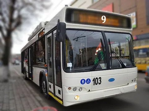 У Кропивницькому поменшало тролейбусів і автобусів: що це означає для пасажирів