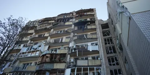 Атака на Київ: 12 загиблих, зруйновано верхні поверхи у Солом'янському районі