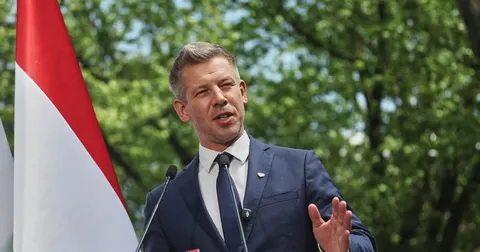 Угорщина відмовилася від «Карпатської вісімки» та виключила нафтосховище для України