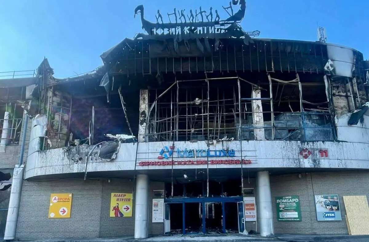 ТЦ «Новий континент» у Дніпрі: вивезли понад 15 тонн уламків, рух відновили