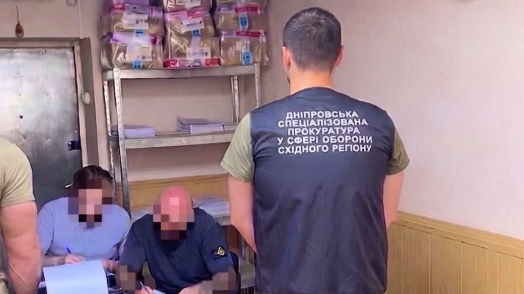 Ексначальнику Дніпровського КЕУ інкримінують 6,3 млн грн збитків: суд відпустив його під нічний домашній арешт