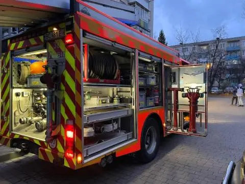 Пожежа у львівській багатоповерхівці: чоловік з опіками у лікарні