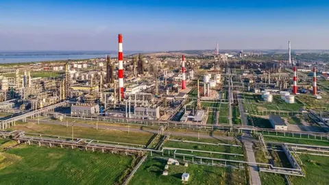 Два російські НПЗ стали: ремонт Сизранського заводу затягнеться на місяць