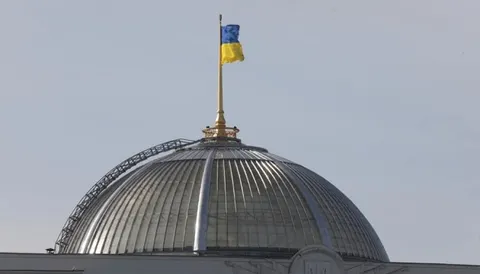 Рада ухвалила закон про облігації з покриттям: що це дасть ринку житла