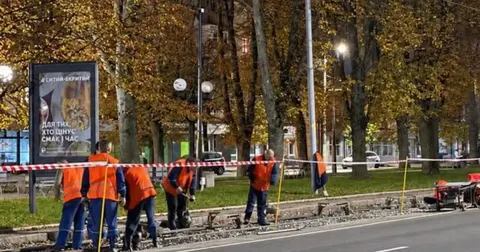 У Вінниці вночі перекладають трамвайну колію до лікарні Пирогова: що це змінить