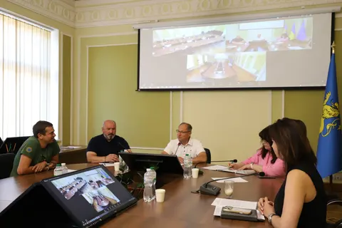 Львівська облрада впорядкувала право власності на приміщення медичного коледжу