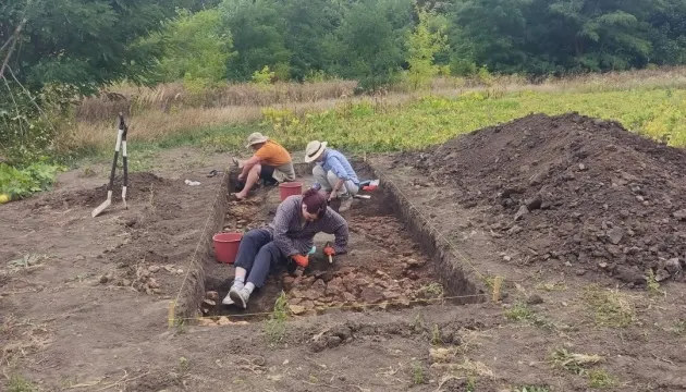 На Тернопільщині знайшли трипільське житло віком близько 6 тисяч років