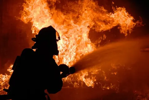 Нічна пожежа на Буковині: що сталося з житловим будинком