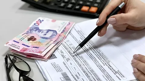 Борги за комуналку: від пені до арешту рахунків і житла