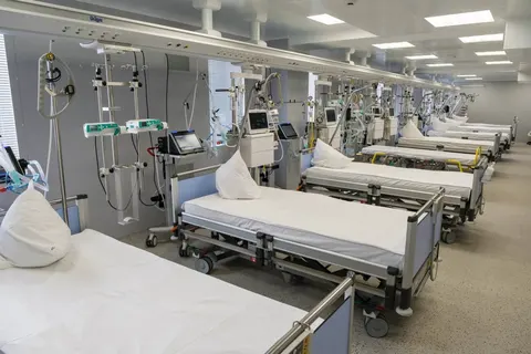 У Винниках відкрили оновлену реанімацію госпіталю ветеранів: 27 ліжко-місць за 1